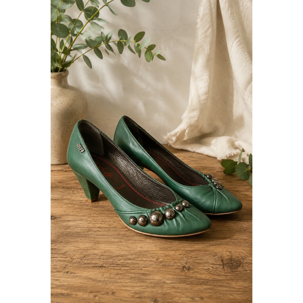 Miss Sixty Green Leather Studded Pointed Toe Cone Heel Pumps Made in Italy 7.5